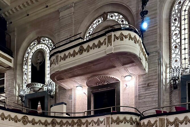 inside-tour-of-chicagos-fine-arts-building-2