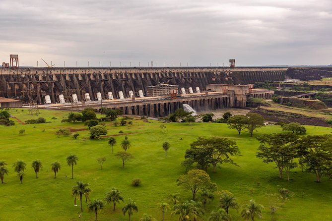 itaipu-hydroelectric-dam-tickets-included