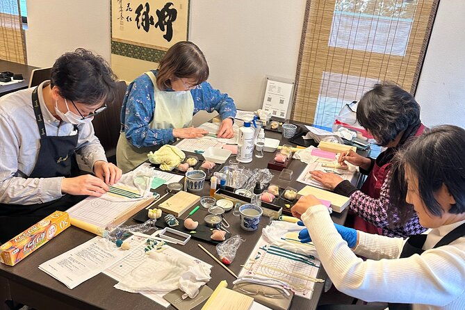japanese-sweets-making-with-tea-ceremony-in-pirvate-studio