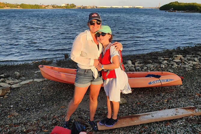 kayak-tour-to-seaglass-island