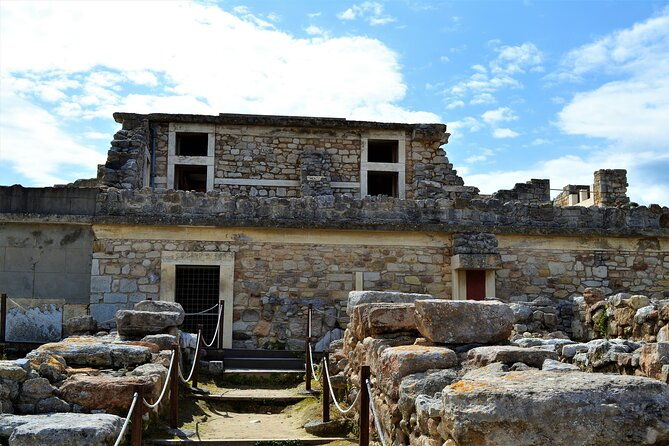knossos-palace-museum-rethymno-city-private-tour-from-chania