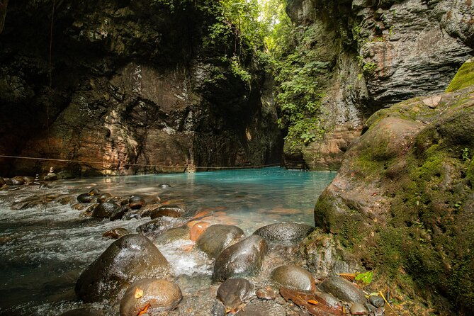 la-leona-waterfall-best-adventure-hike