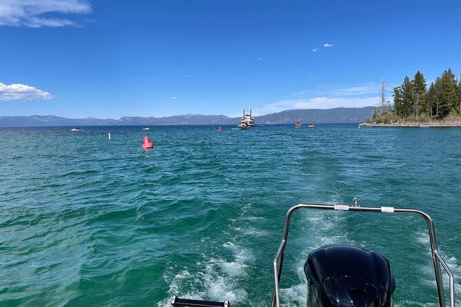 lake-tahoe-luxury-pontoon-boat-rental-captain-cost-not-included-2