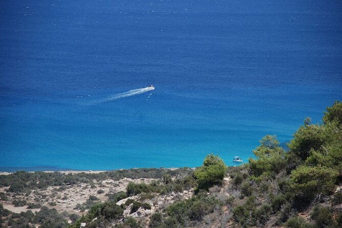 land-rover-akamas-blue-lagoon-jeep-safari