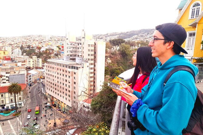 learn-urban-sketching-while-you-tour-valparaiso