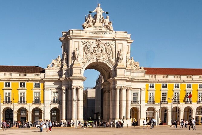 lisbon-chiado-baixa-scavenger-hunt-and-sights-self-guided-tour
