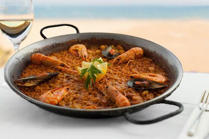 lladro-factory-visit-and-paella-lunch-at-the-beach