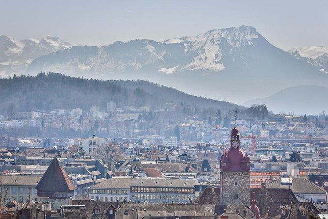 lucerne-private-walking-tour-with-a-castle-visit