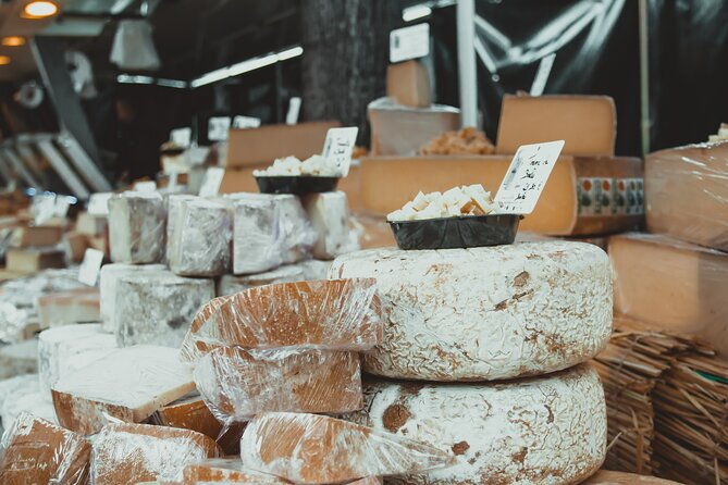lyon-walking-tour-and-food-market-discovery
