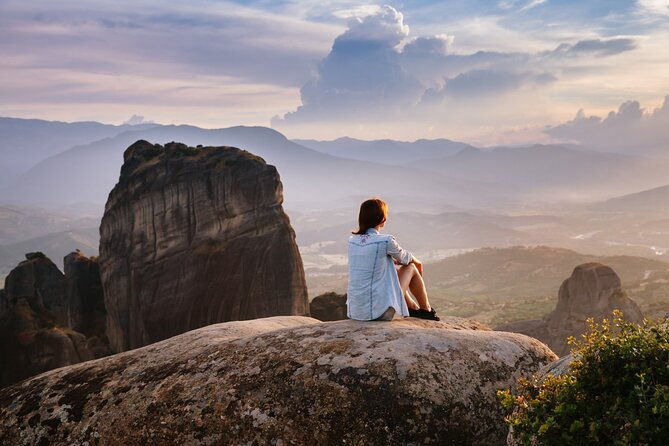 meteora-hiking-tour-with-local-guide-and-monastery-visit-2