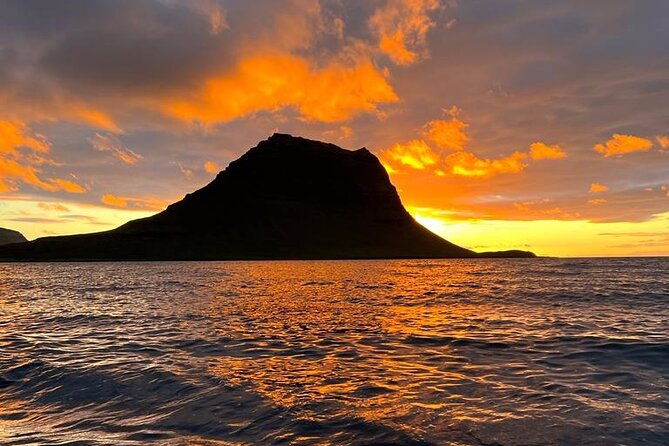 midnight-sun-kayaking-adventure-by-mt-kirkjufell
