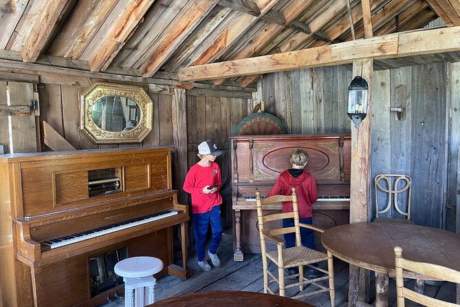 montana-old-west-ghost-towns-private-vip-tour-from-west-yellowstone-mt