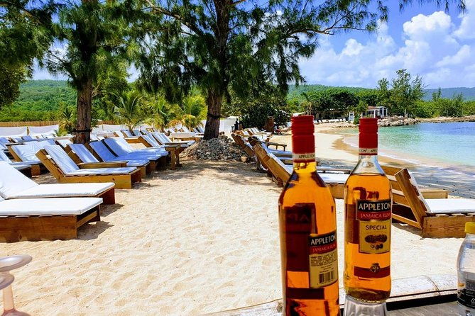 montego-bay-bamboo-beach-club-vip-access-with-lunch-cocktails