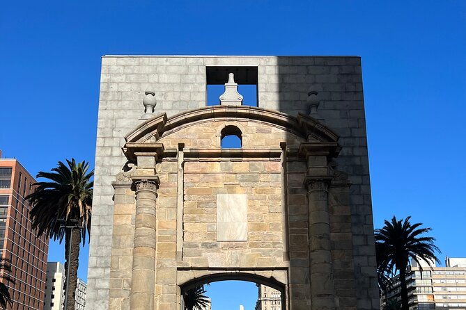 montevideo-historical-and-diverse-walking-spanish-and-or-portuguese