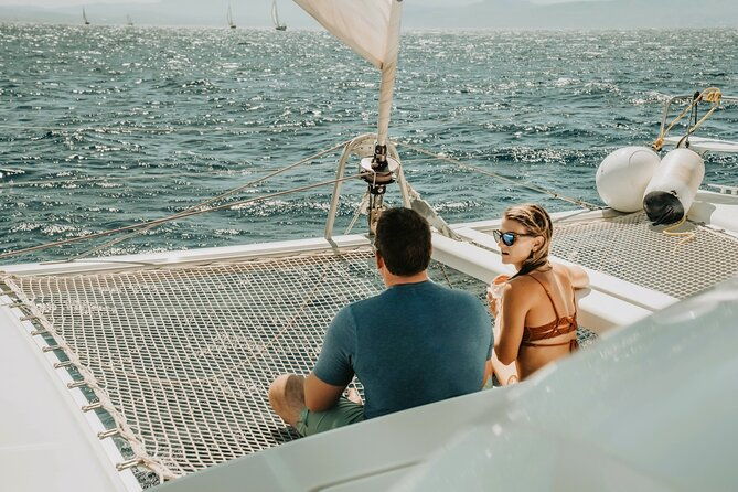 morning-catamaran-cruise-to-kleftiko-bay-milos