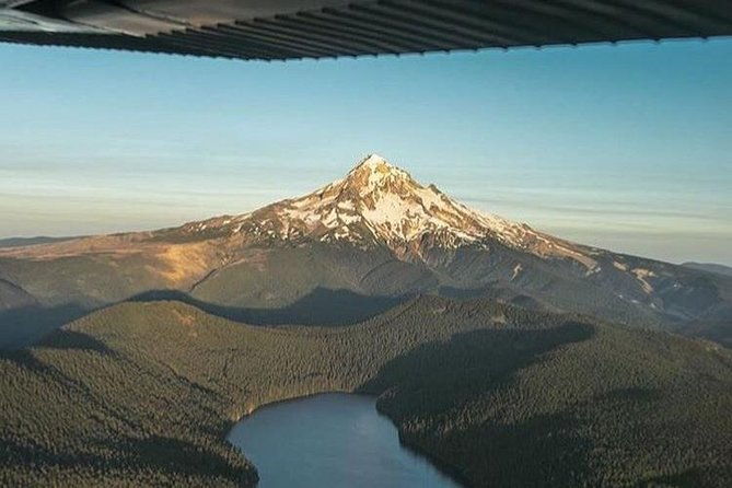 mt-hood-multnomah-falls-scenic-flight-by-envi-adventures-2