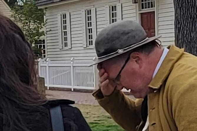 murder-mayhem-and-scandal-1-hour-historical-character-tour