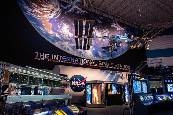 nasas-space-center-admission-plus-houston-city-tour