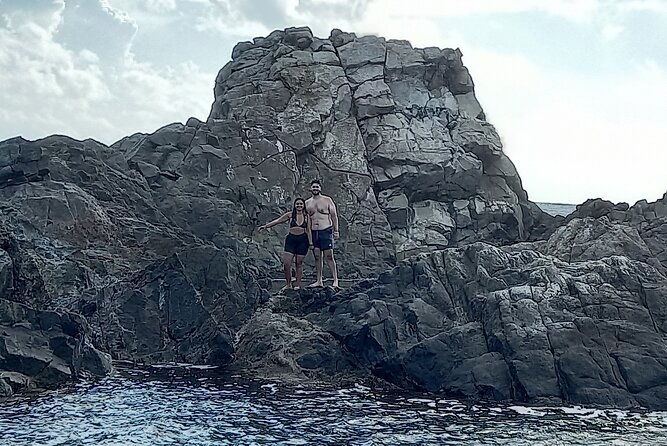 natural-pool-sunrise-hike-swimming-avoid-the-crowds-heat