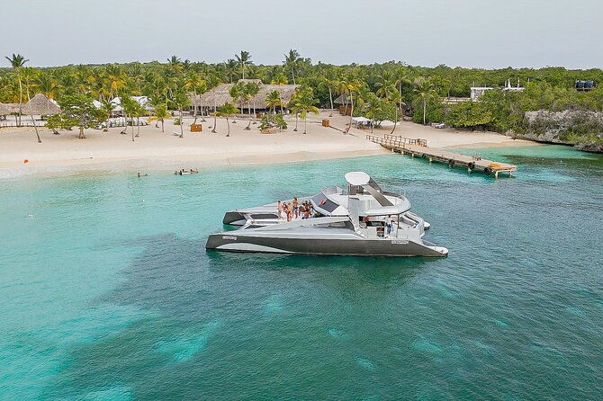 new-full-day-luxury-catamaran-to-catalina-island