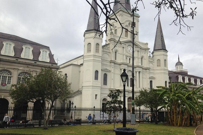 new-orleans-drunk-history-tour