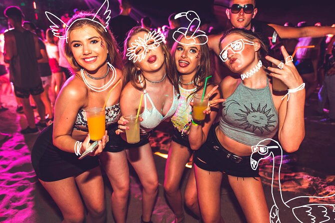 nightlife-tour-barcelona-bar-crawl-with-flamingos