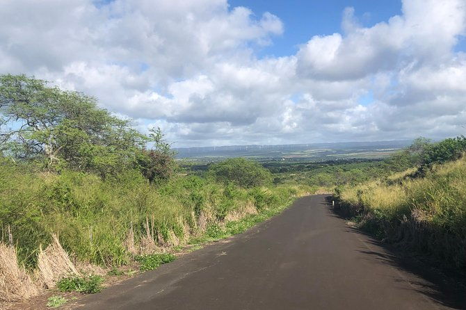 north-shore-tour-guide-hike