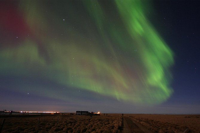 northern-lights-4x4-jeep-van-tour-from-akureyri
