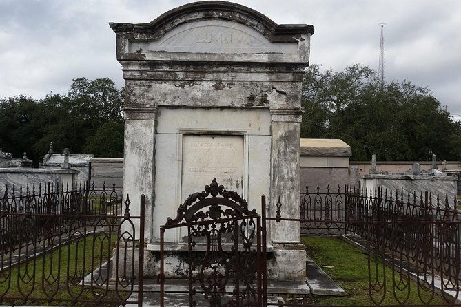 oak-alley-plantation-and-new-orleans-city-tour