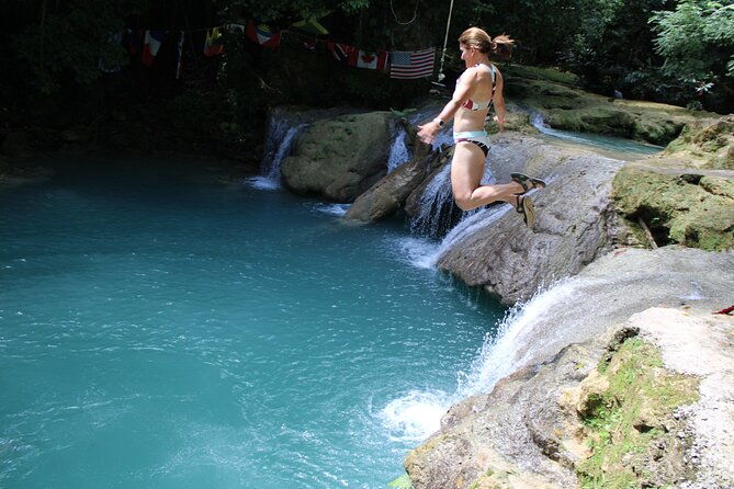 ocho-rios-shore-excursion-blue-hole-and-river-tubing