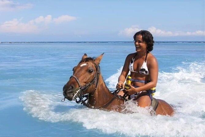 ocho-rios-shore-excursion-blue-hole-tubing-horseback-riding