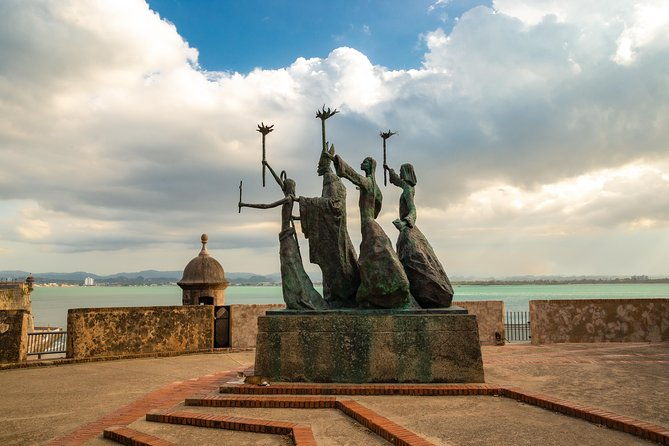 old-san-juan-walking-tour-with-fort-8-people-group