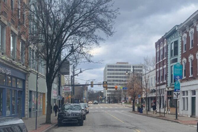 outdoor-escape-room-in-pittsburgh-deutschtown