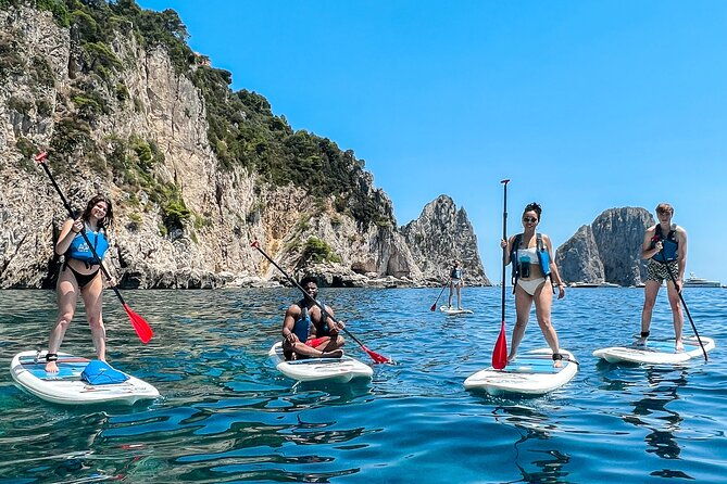 paddleboard-in-capri-between-caves-and-beaches-2