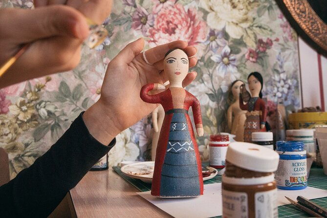 paint-your-own-traditional-doll