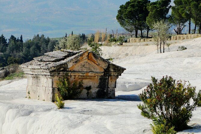 pamukkale-and-hierapolis-full-day-guided-tour-from-alanya