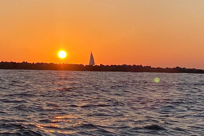 panama-city-beachs-dolphin-sunset-cruise