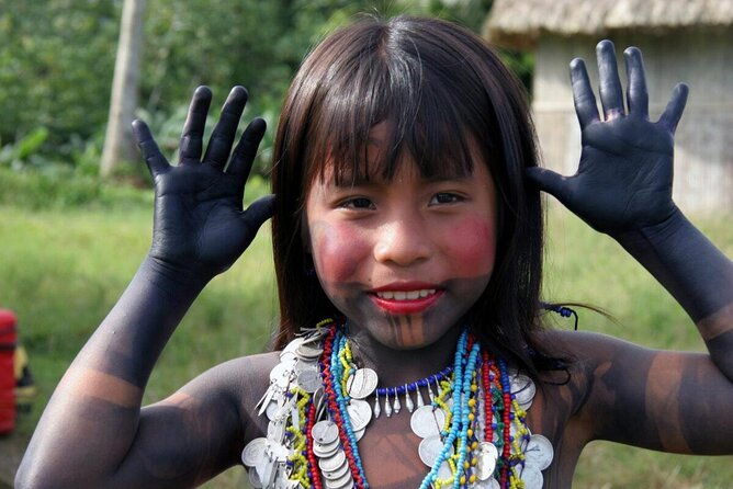panama-city-embera-village-and-jungle-waterfall-rainforest-tour