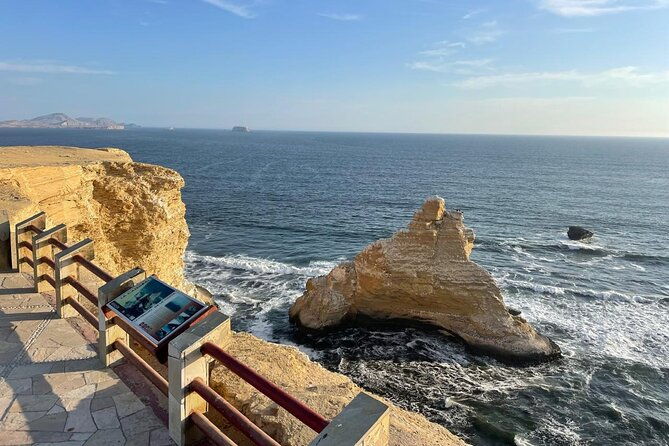 paracas-national-reserve-by-tourist-bus