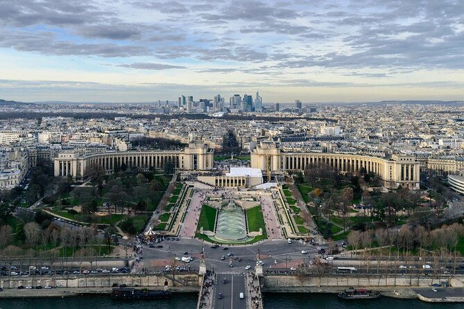 paris-by-night-private-illumination-tour-hotel-pickup