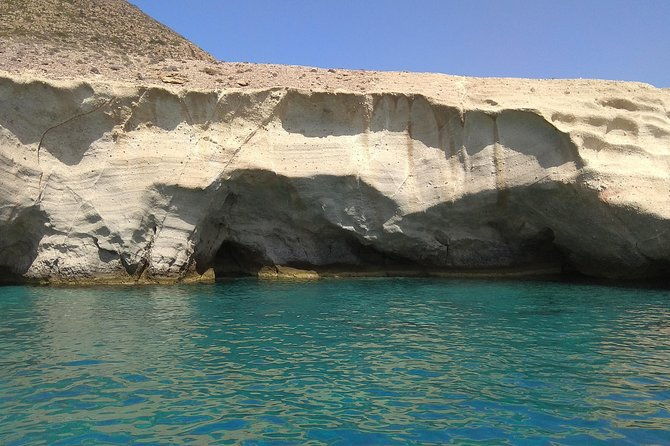 paros-antiparos-private-cruise-with-a-luxury-speedboat-2