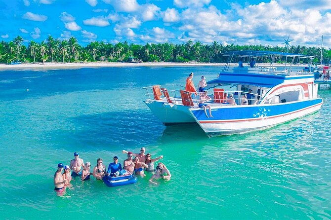 party-boat-view-dolphins-snorkling-free-drinks-and-transportation