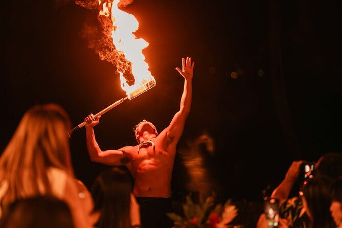 polynesian-show-and-dining-experience-with-transfer