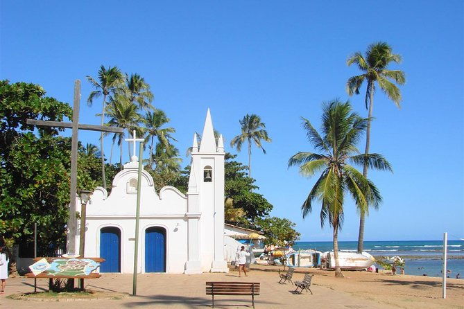 praia-do-forte-guarajuba-beach-day-trip
