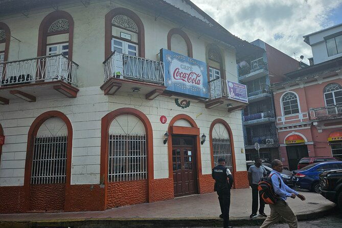 premium-foodie-tour-in-panama-casco-viejo