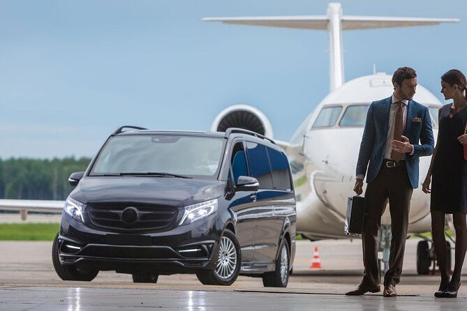 private-arrival-transfer-dalaman-airport-to-marmaris-and-icmeler-region-hotels-2