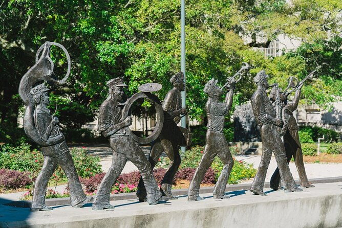 private-art-and-street-art-tour-of-new-orleans-with-lunch