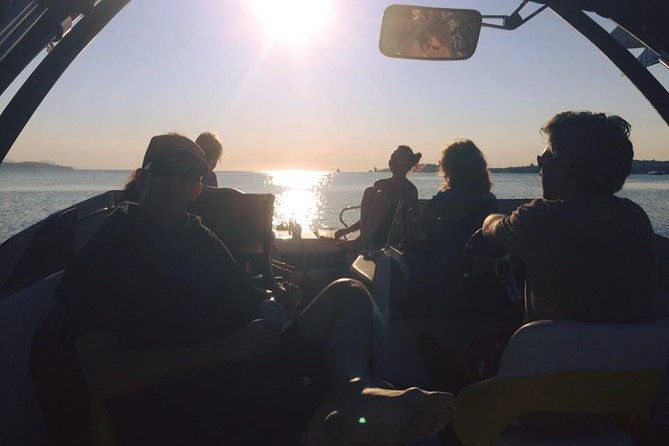 private-boat-charter-including-water-sports-in-bay-of-st-tropez-2