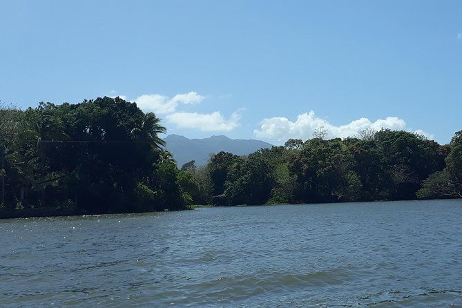 private-boat-tour-granada-city-catarina-lookout