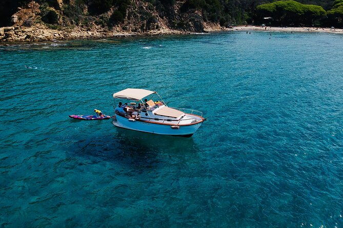 private-boat-tour-to-cala-violina-and-the-tuscan-coast-2